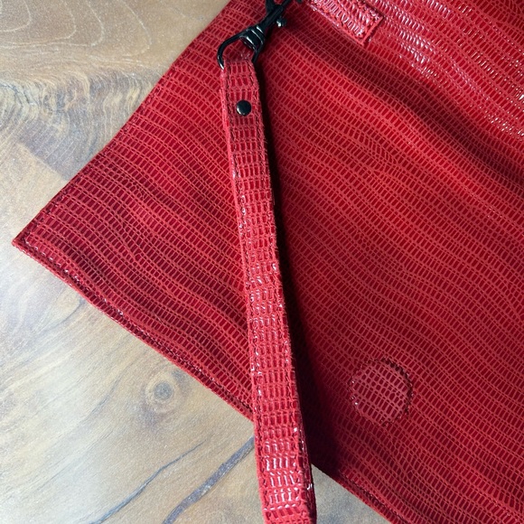 NWOT Prison Art Red Panther Serpento Clutch - Picture 3 of 9